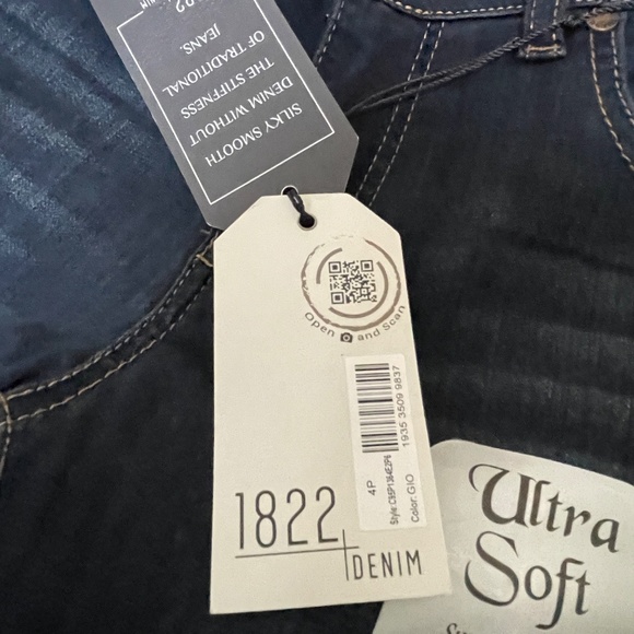 1822 DENIM Gio  Ankle Denim Jeans - Picture 11 of 13